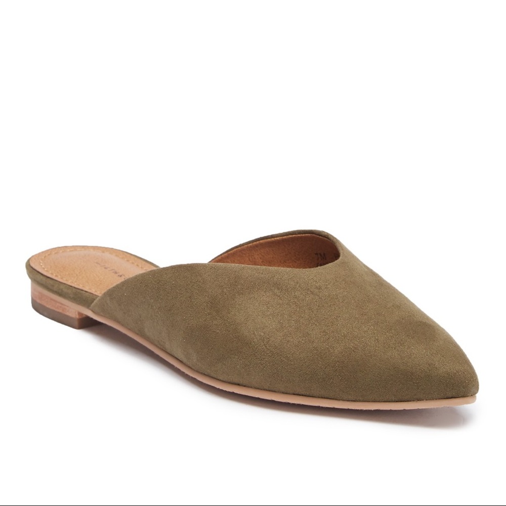 Scarlett Pointed Toe Mule